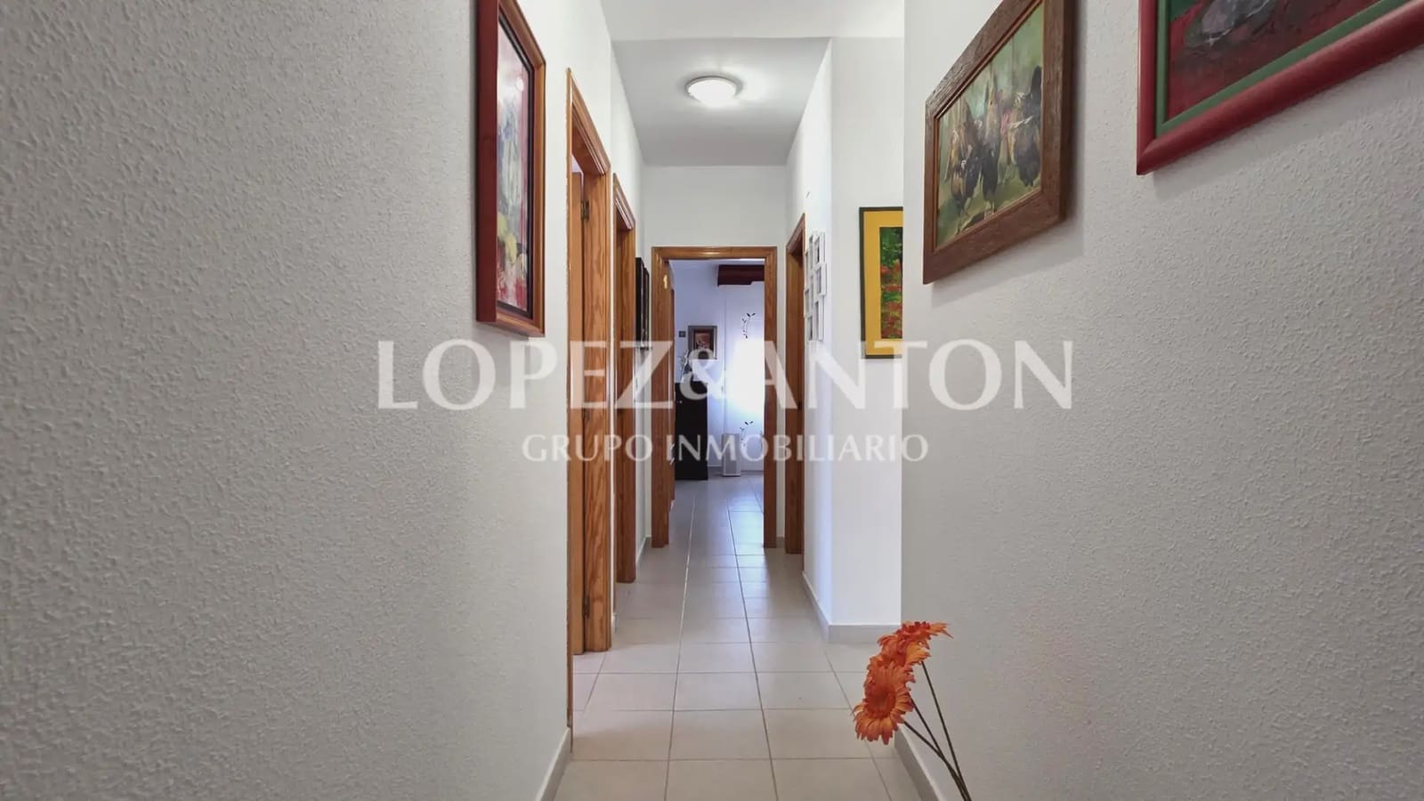 5 bedroom Villa for sale in L'Eliana with pool garage - € 700,000 (Ref: 9997641)