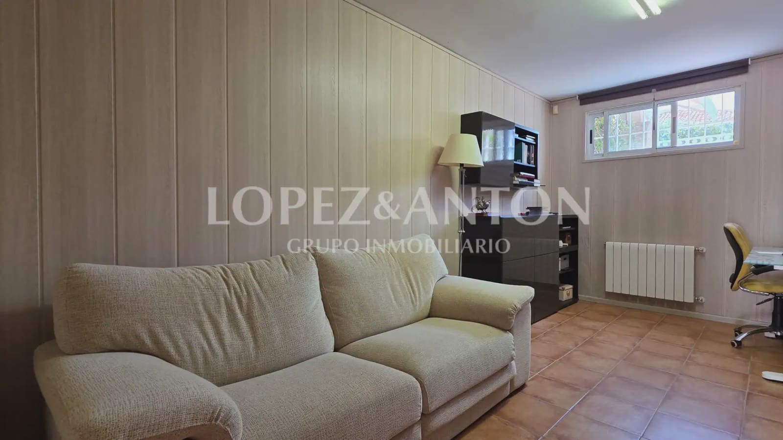 5 bedroom Villa for sale in L'Eliana with pool garage - € 700,000 (Ref: 9997641)
