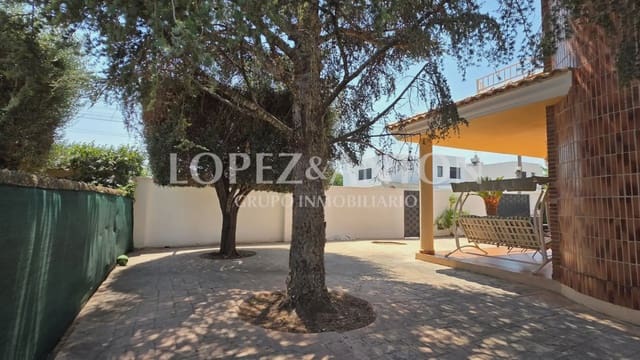 5 sypialnia Dom blizniak na sprzedaż w L'Eliana z basenem garażem - 550 000 € (Ref: 9997842)