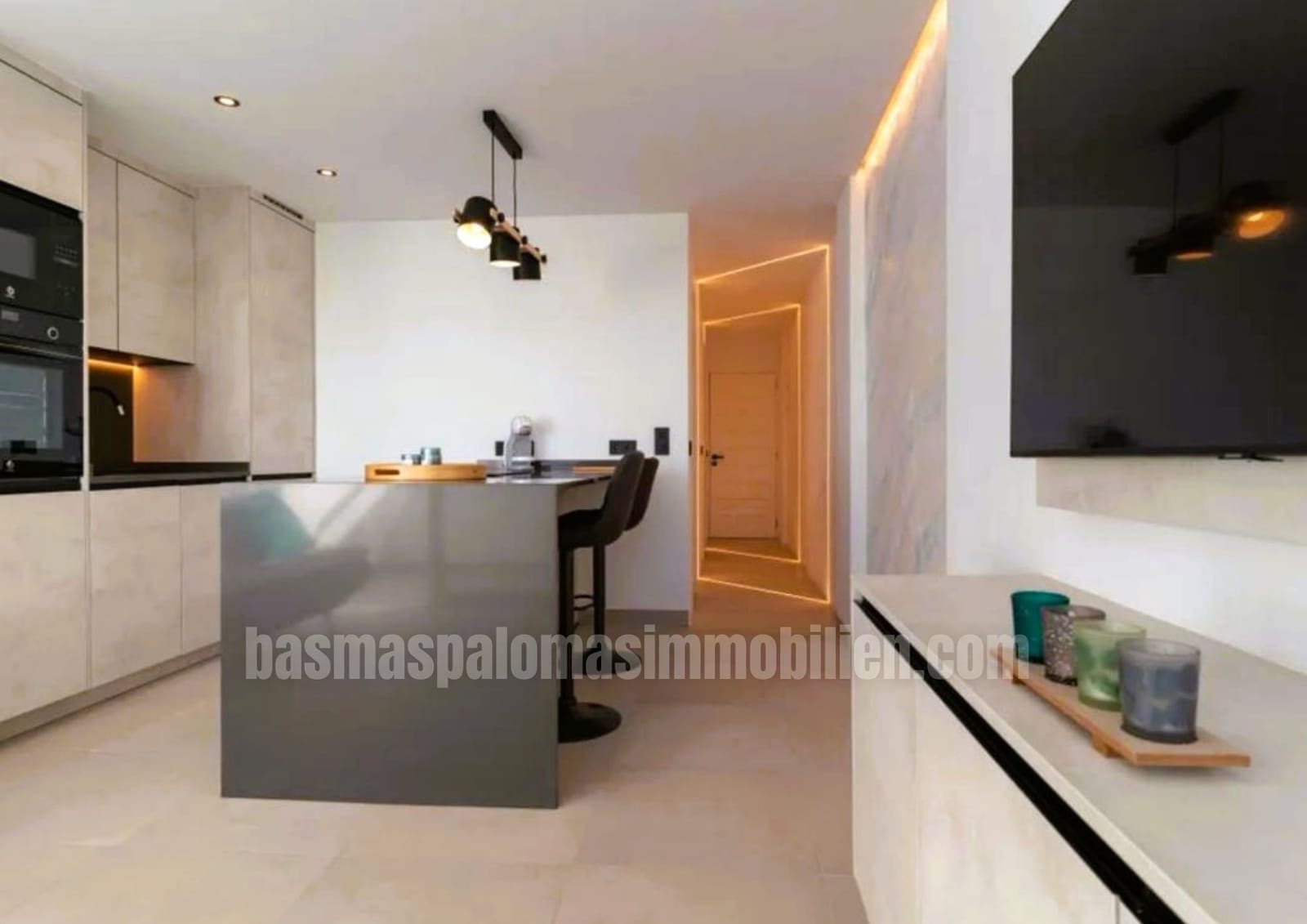 1 slaapkamer Appartement te koop in Playa del Ingles met zwembad - € 340.000 (Ref: 10048136)
