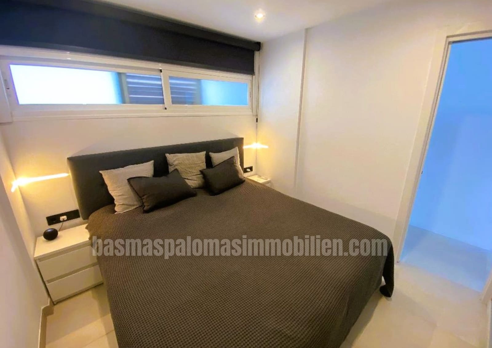 1 slaapkamer Appartement te koop in Playa del Ingles met zwembad - € 340.000 (Ref: 10048136)