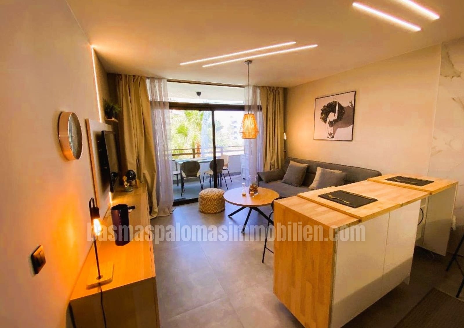1 bedroom Apartment for rent in Playa del Ingles with pool - € 1,600 (Ref: 10112292)