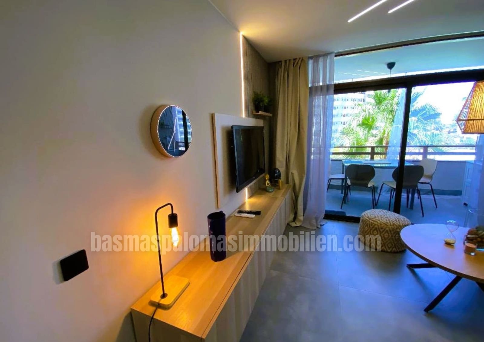 1 bedroom Apartment for rent in Playa del Ingles with pool - € 1,600 (Ref: 10112292)