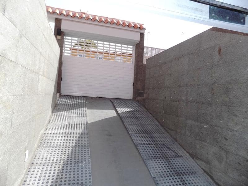 5 Zimmer Villa zu verkaufen in San Bartolome de Tirajana - 750.000 € (Ref: 7783743)