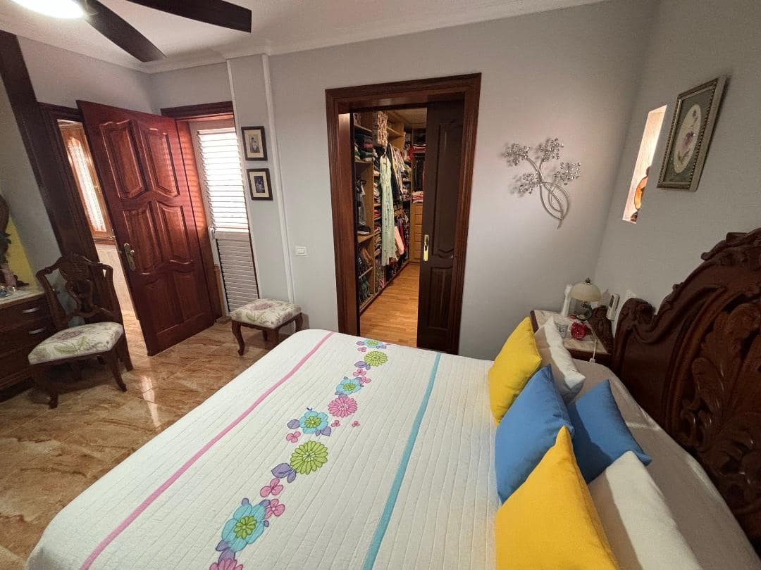 5 Zimmer Villa zu verkaufen in San Bartolome de Tirajana - 750.000 € (Ref: 7783743)