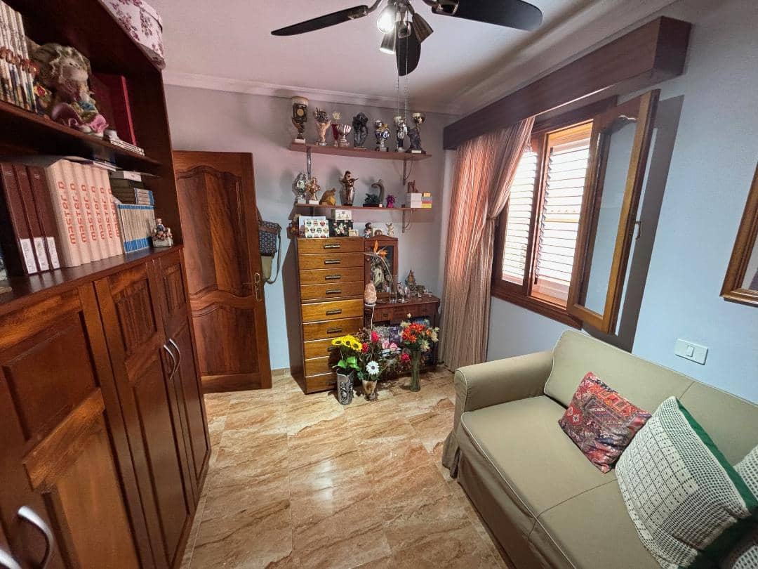 5 Zimmer Villa zu verkaufen in San Bartolome de Tirajana - 750.000 € (Ref: 7783743)