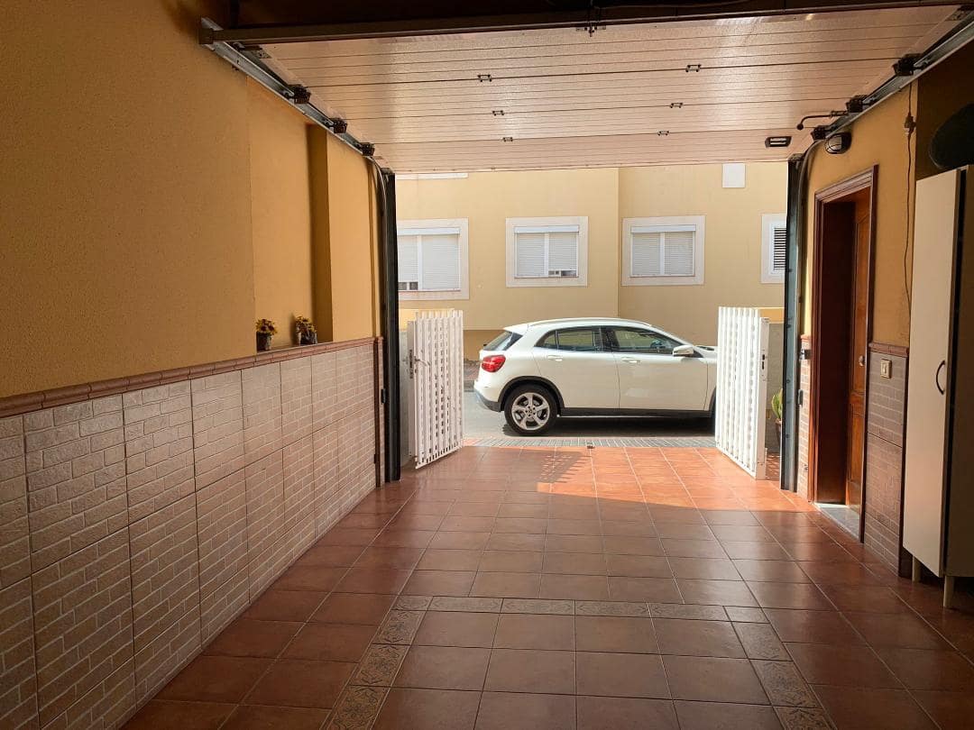 3 sypialnia Dom na sprzedaż w El Tablero z garażem - 378 000 € (Ref: 7800277)