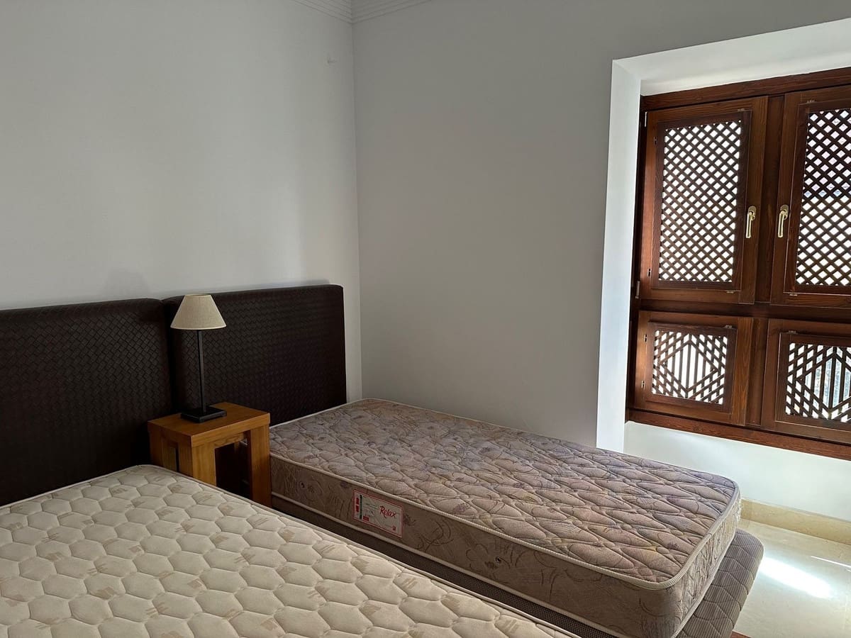 3 soverom Kjedet enebolig til leie i Riviera del Sol - € 2 000 (Ref: 8506157)