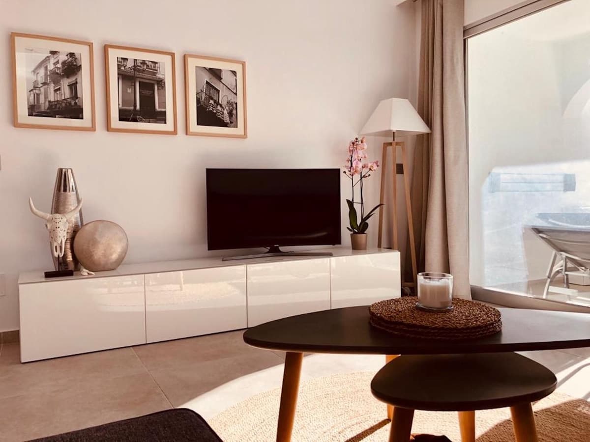 1 soveværelse Studio til leje i Miraflores med swimmingpool - € 950 (Ref: 8506159)