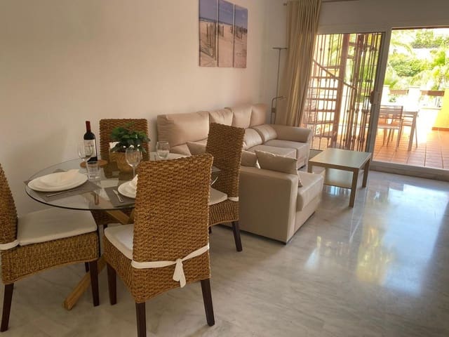 2 bedroom Penthouse for rent in La Reserva, Marbella with pool garage - € 1,500 (Ref: 8506162)