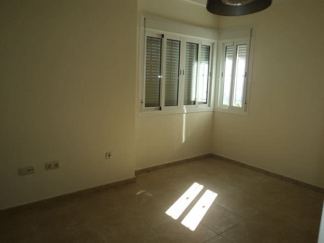 3 makuuhuone Paritalo vuokrattavana paikassa Riviera del Sol, Mijas mukana uima-altaan 
autotalli - 2 000 € (Ref: 8506163)