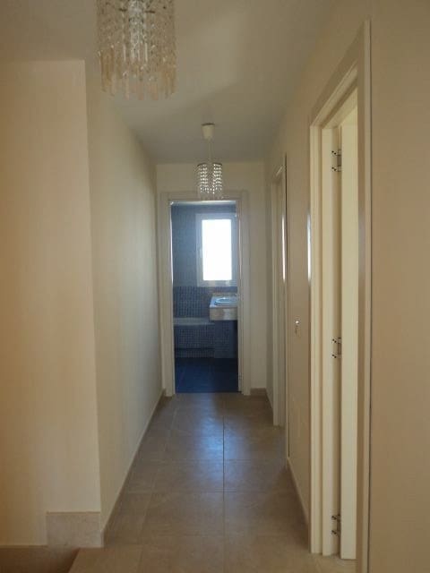 3 soveværelse Semi-Rækkehus til leje i Riviera del Sol med swimmingpool garage - € 2.000 (Ref: 8506163)