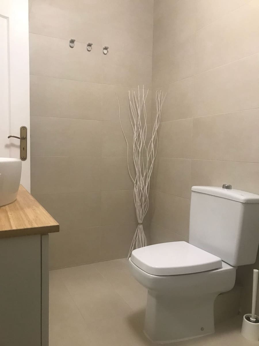 2 soveværelse Byhus til leje i Calypso med swimmingpool - € 1.300 (Ref: 8506168)