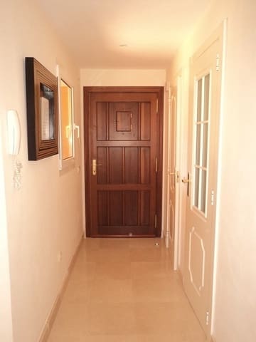 3 soveværelse Semi-Rækkehus til leje i Riviera del Sol, Mijas med swimmingpool garage - € 2.000 (Ref: 8506298)