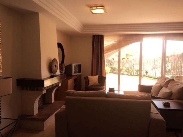 3 makuuhuone Paritalo vuokrattavana paikassa Riviera del Sol mukana uima-altaan 
autotalli - 2 000 € (Ref: 8506298)