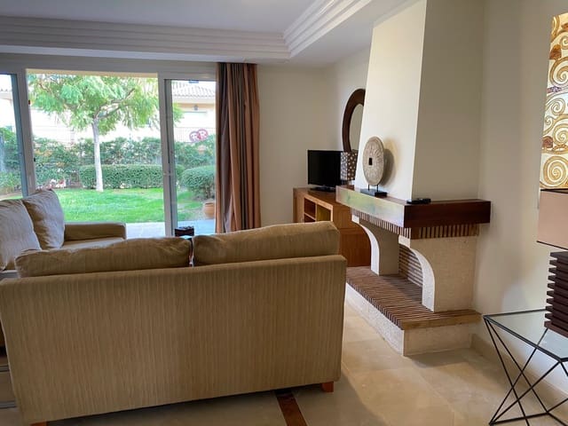 3 sypialnia Dom do wynajęcia w Riviera del Sol, Mijas z basenem garażem - 2 000 € (Ref: 8510571)