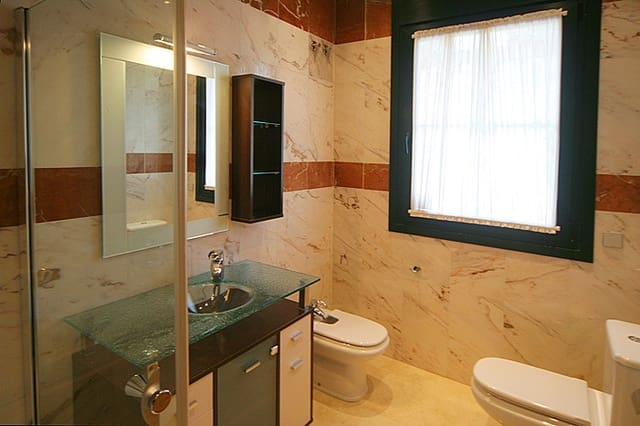 Chalet de 4 habitaciones en Mijas Golf, Mijas en venta con piscina garaje - 1.500.000 € (Ref: 8528231)