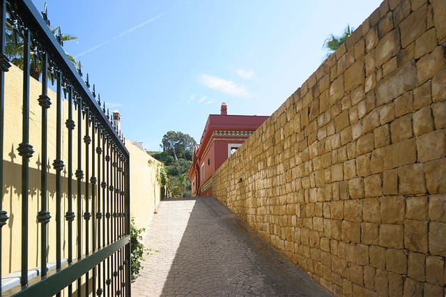 Chalet de 4 habitaciones en Mijas Golf, Mijas en venta con piscina garaje - 1.500.000 € (Ref: 8528231)