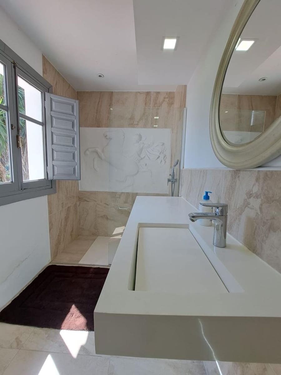 5 Zimmer Villa zu vermieten in Estepona mit Pool Garage - 5.250 € (Ref: 8548694)