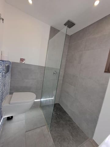 5 soverom Villa til leie i El Velerín, Estepona med svømmebasseng garasje - € 5 250 (Ref: 8548694)