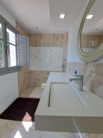 5 soverom Villa til leie i El Velerín, Estepona med svømmebasseng garasje - € 5 250 (Ref: 8548694)