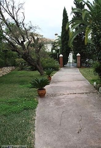 3 soveværelse Villa til leje i Elviria, Marbella med swimmingpool - € 2.900 (Ref: 8550168)