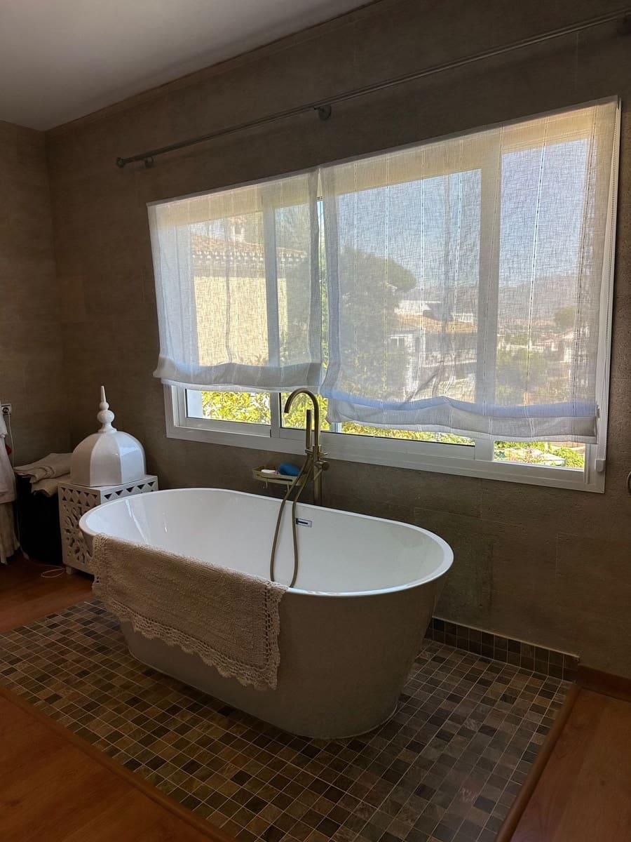 2 sypialnia Willa na sprzedaż w Cerro del Aguila z garażem - 695 000 € (Ref: 8598442)