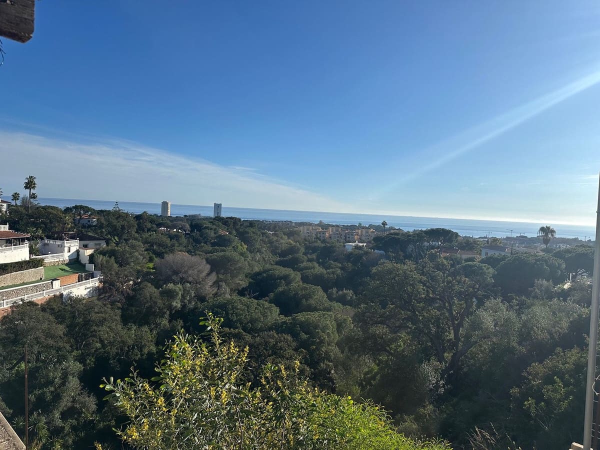 6 soverom Villa til salgs i Elviria med svømmebasseng garasje - € 2 250 000 (Ref: 8837917)