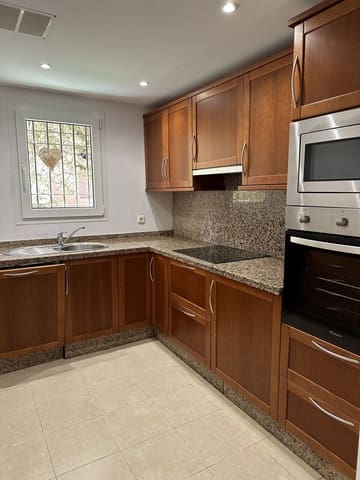 3 makuuhuone Paritalo vuokrattavana paikassa Riviera del Sol, Mijas mukana uima-altaan 
autotalli - 2 000 € (Ref: 8837967)