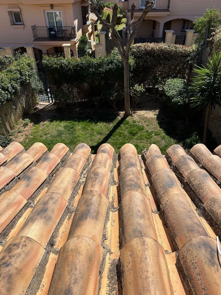 3 soveværelse Semi-Rækkehus til leje i Riviera del Sol med swimmingpool garage - € 2.000 (Ref: 8837967)