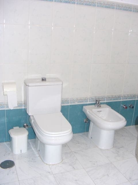 2 soveværelse Byhus til salg i El Rosario med garage - € 690.000 (Ref: 8850535)