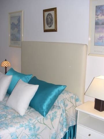 2 soveværelse Byhus til salg i El Rosario, Marbella med garage - € 690.000 (Ref: 8850535)