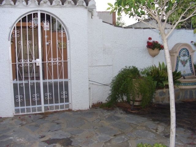 2 soveværelse Byhus til salg i El Rosario, Marbella med garage - € 690.000 (Ref: 8850535)