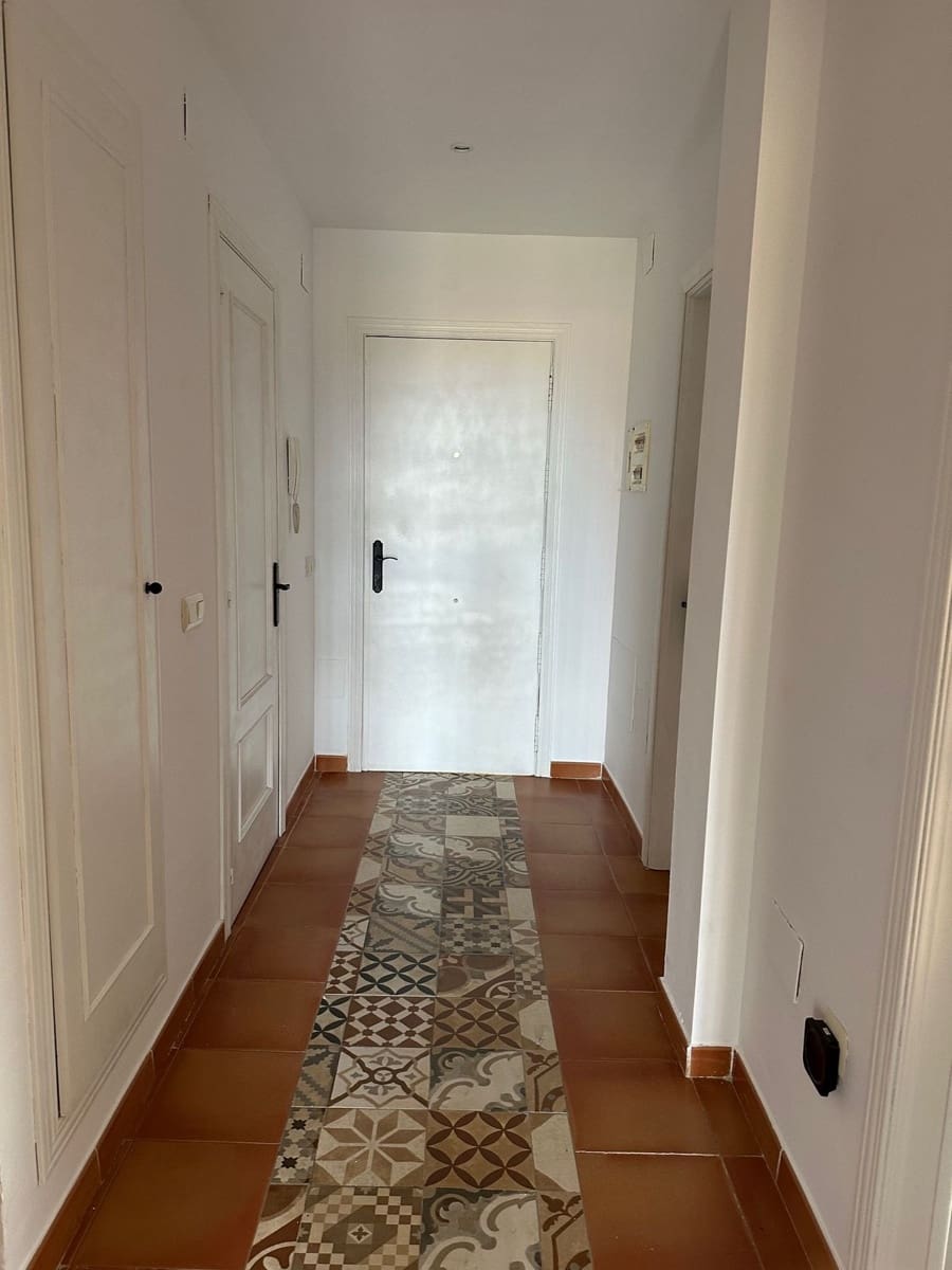 Maison de Ville de 3 chambres à louer à Riviera del Sol avec piscine garage - 2 000 € (Ref: 8947651)