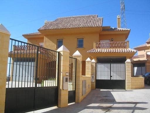 3 sypialnia Dom do wynajęcia w Riviera del Sol z basenem garażem - 2 000 € (Ref: 8968832)