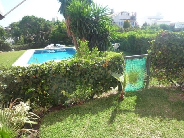 2 soveværelse Lejlighed til leje i El Faro med swimmingpool - € 1.100 (Ref: 9061824)