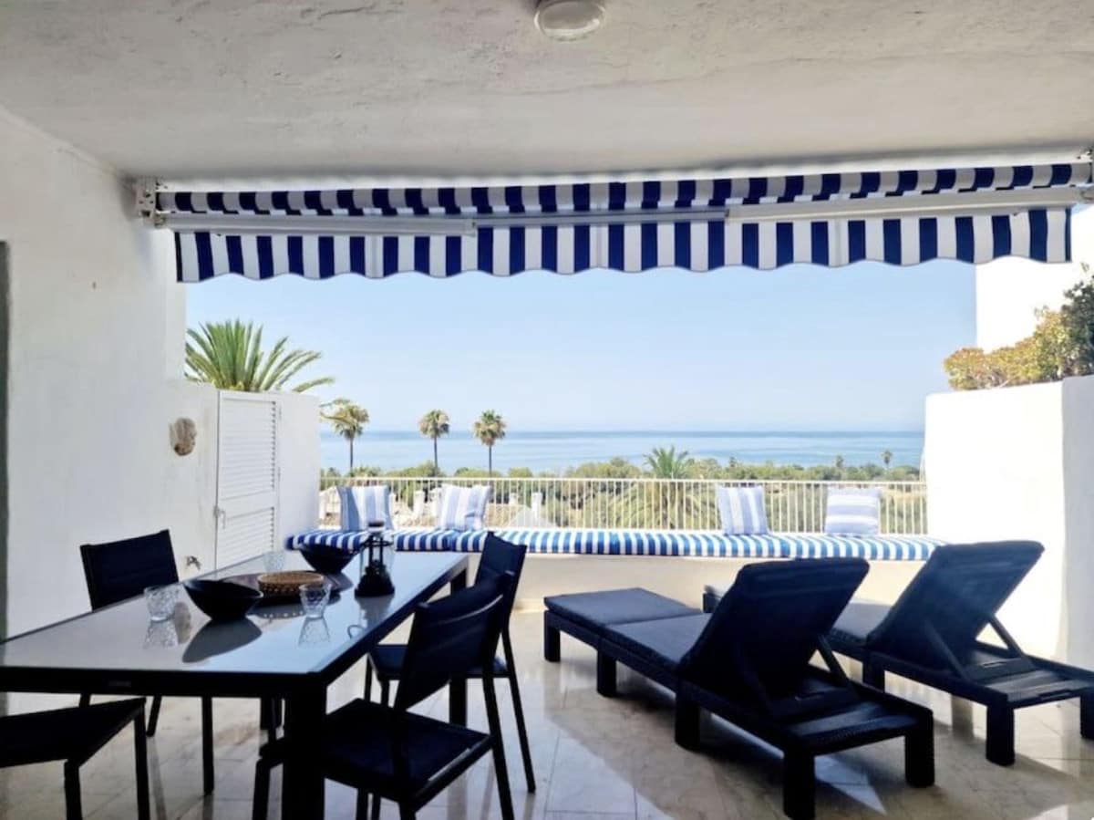 2 slaapkamer Appartement te huur in Marbella met zwembad garage - € 2.000 (Ref: 9228012)