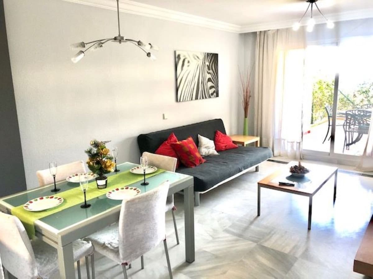 1 soveværelse Lejlighed til salg i Marbella med swimmingpool garage - € 420.000 (Ref: 9335621)