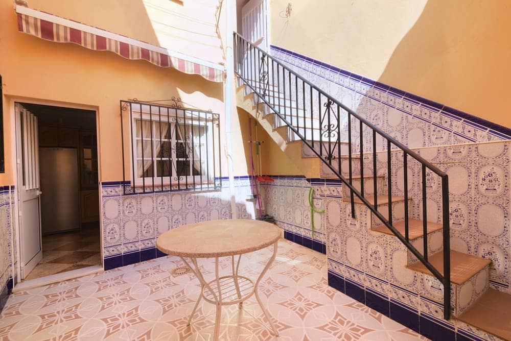 4 bedroom Terraced Villa for sale in Periana with garage € 134,900