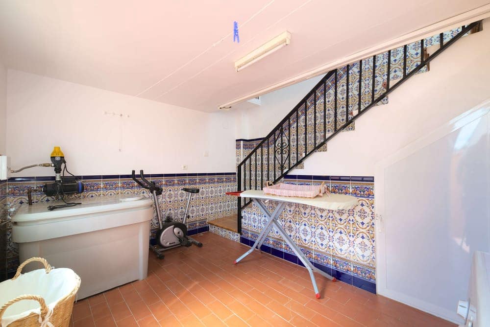 4 bedroom Terraced Villa for sale in Periana with garage € 134,900