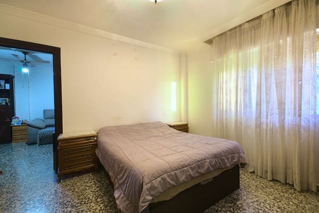 4 camera da letto Casa in vendita in Vélez-Málaga con garage - 210.000 € (Rif: 8223366)