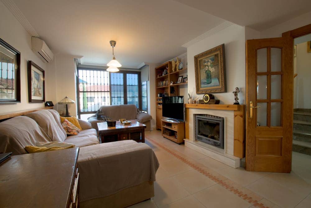 3 soveværelse Villa til salg i Alhaurin de la Torre med swimmingpool garage - € 525.000 (Ref: 8969596)