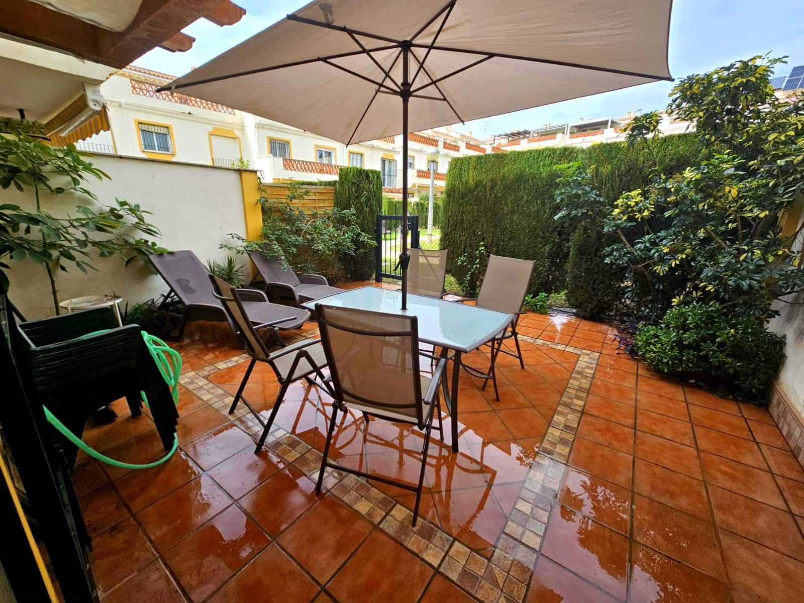 3 soveværelse Rækkehus til salg i Rincon de la Victoria med swimmingpool garage - € 583.500 (Ref: 8980020)