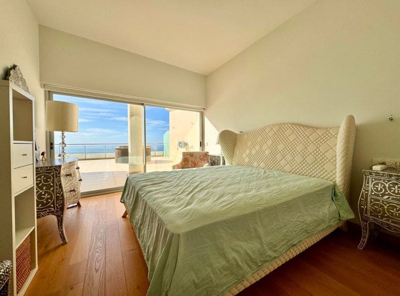 3 soverom Penthouse til salgs i Benalmadena med svømmebasseng garasje - € 1 148 000 (Ref: 9009875)