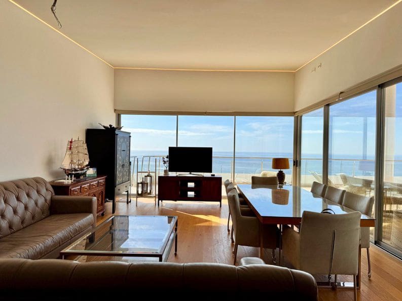 3 soverom Penthouse til salgs i Benalmadena med svømmebasseng garasje - € 1 148 000 (Ref: 9009875)