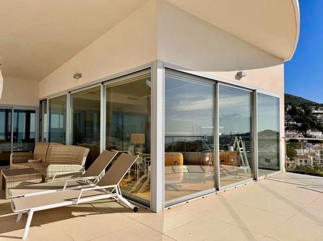 3 sovrum Takvåning till salu i Benalmádena med pool garage - 1 148 000 € (Ref: 9009875)