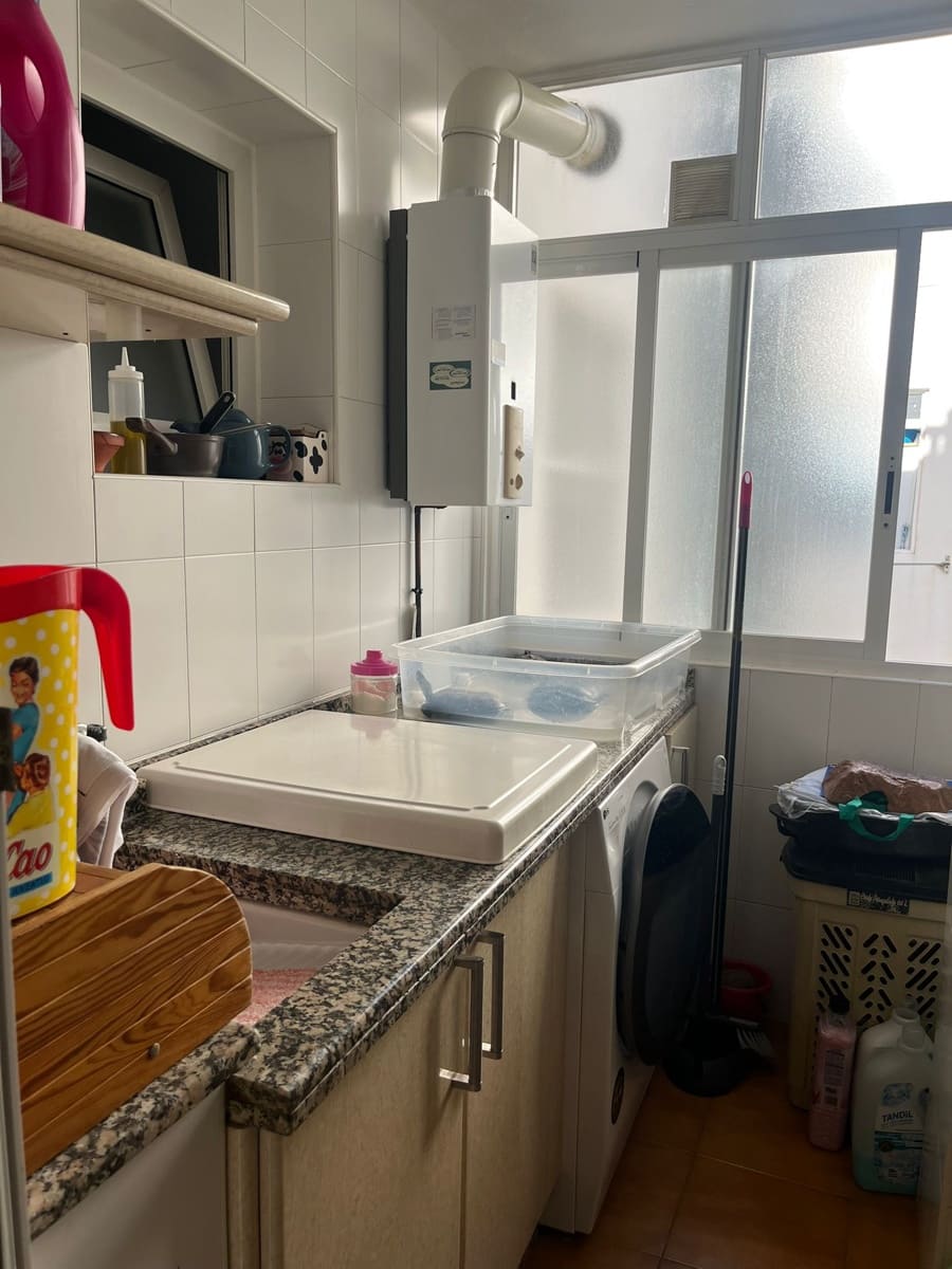 3 soveværelse Lejlighed til salg i Velez-Malaga med swimmingpool garage - € 298.000 (Ref: 9049608)