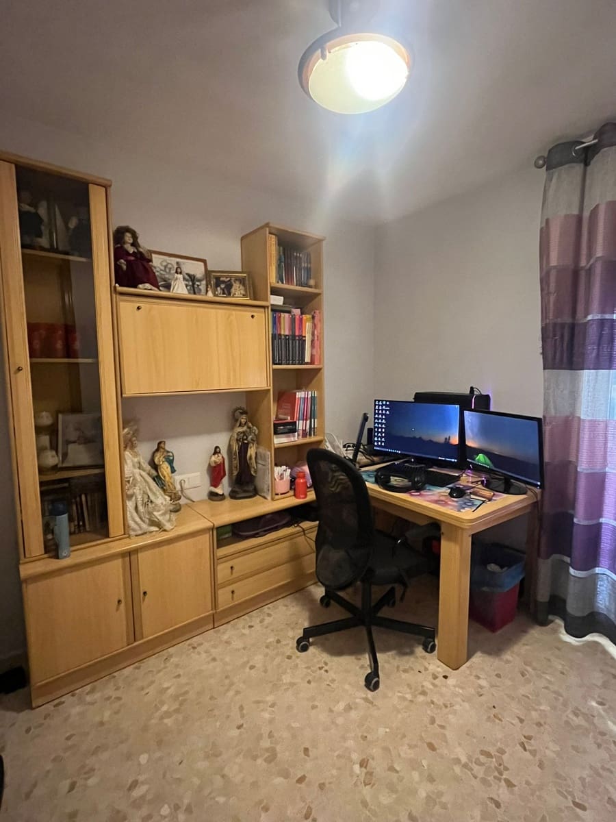 3 soveværelse Lejlighed til salg i Velez-Malaga med swimmingpool garage - € 298.000 (Ref: 9049608)