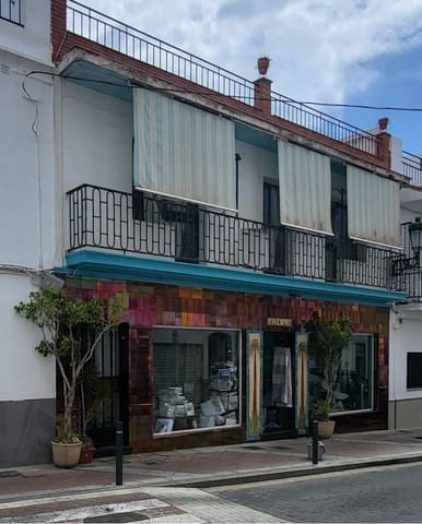 2 soveværelse Lejlighed til salg i Centro, Nerja - € 220.000 (Ref: 9409854)