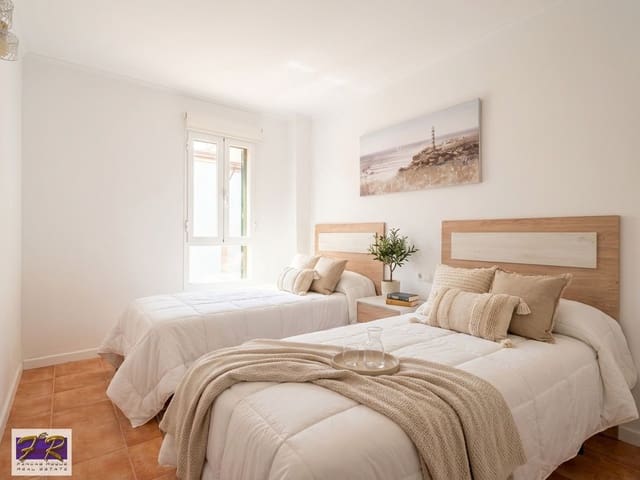 2 makuuhuone Asunto myytävänä paikassa Port de Pollença, Pollensa / Pollença mukana 
autotalli - 398 000 € (Ref: 10023184)